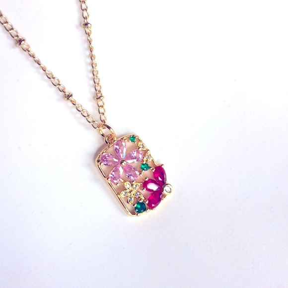 Jewelry - 🍏50% OFF/3+...Crystal Flower Pendant Necklace